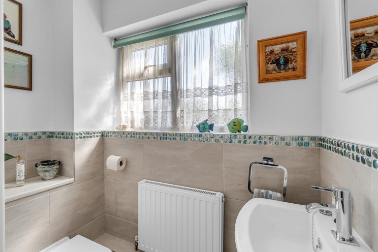 Images for The Chase, Honiton