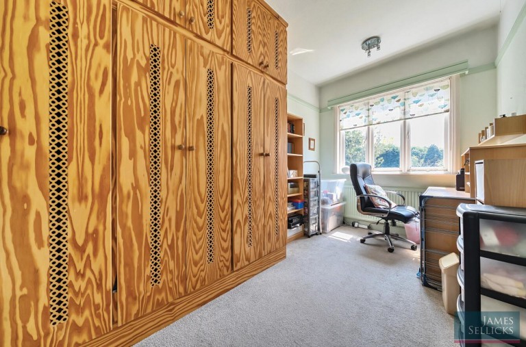 Images for Meadowcourt Road, Oadby, Leicestershire