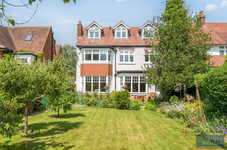 Images for Meadowcourt Road, Oadby, Leicestershire