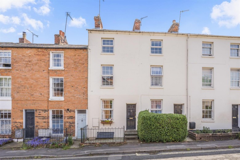 Click the photo for more details of Crouch Street, Banbury