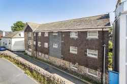 Images for Blueball Flats, The Grove, Totnes