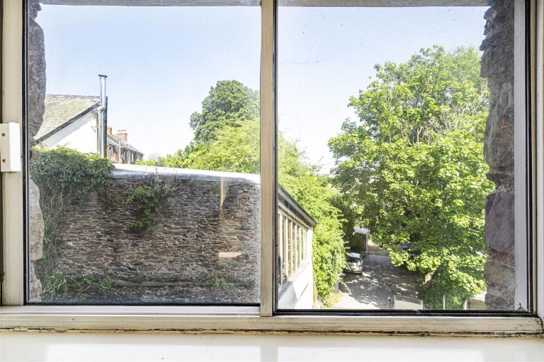 Images for Blueball Flats, The Grove, Totnes