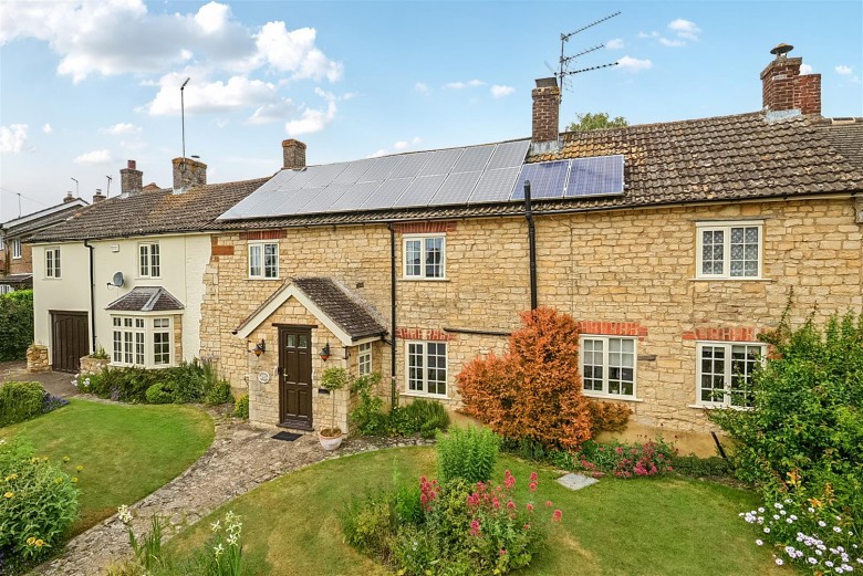 Click the photo for more details of Careys Road, Pury End, NN12