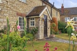 Images for Careys Road, Pury End, NN12