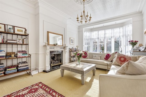 Click the photo for more details of Elsee Road, Rugby CV21