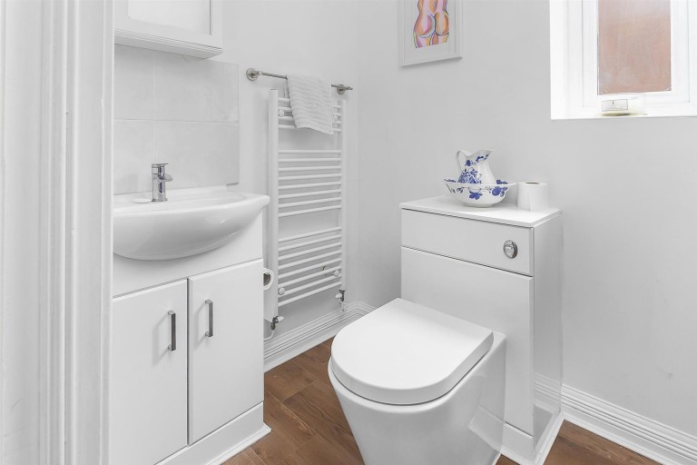 Images for Bradbury Road, Newnham, NN11