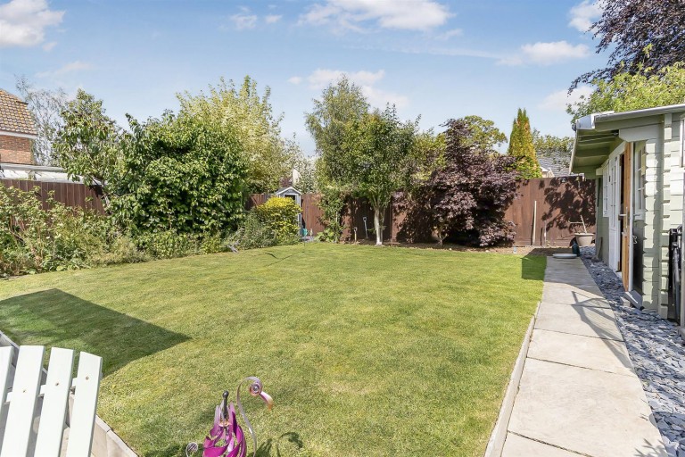 Images for Bradbury Road, Newnham, NN11