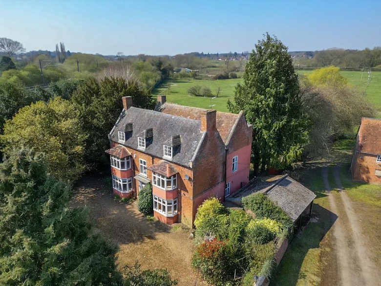 Click the photo for more details of Priory Road, Wolston, CV8