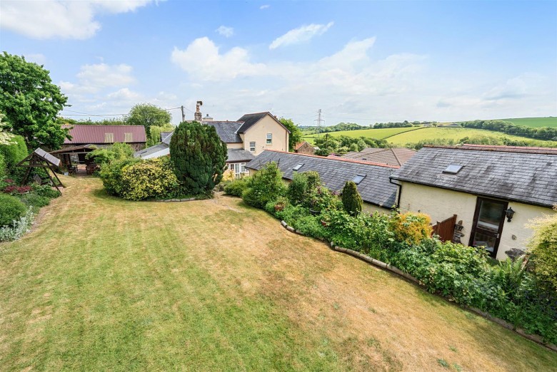 Click the photo for more details of Newton Tracey, Barnstaple