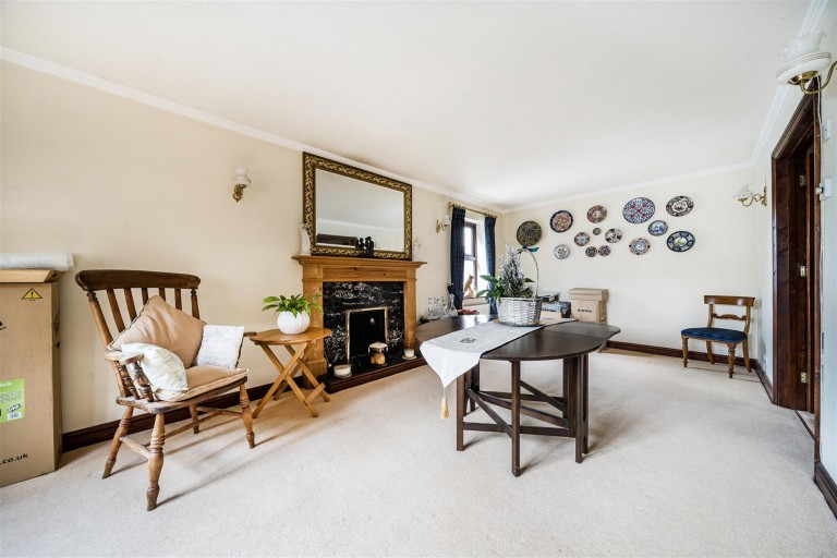 Images for Careys Road, Pury End, NN12