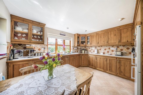 Click the photo for more details of Careys Road, Pury End, NN12
