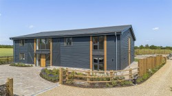 Images for Warton Barns, Toft, Cambridge