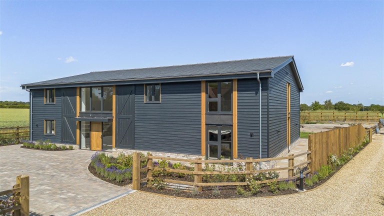 Images for Warton Barns, Toft, Cambridge