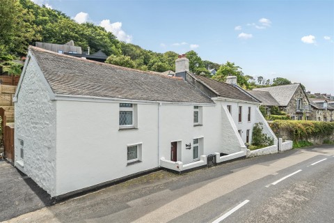 Click the photo for more details of Fore Street, Newlyn, Penzance
