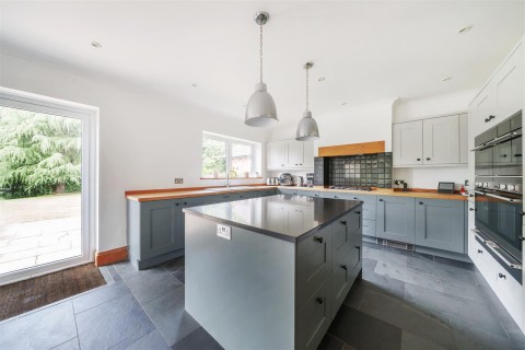 Click the photo for more details of Exeter Road, Ottery St. Mary