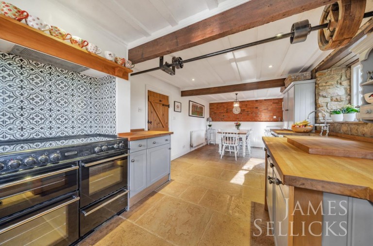 Images for The Old Barn, Blaston, Market Harborough