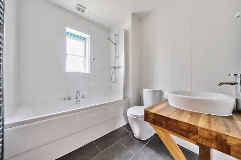 Images for Canons Ashby Road, Moreton Pinkney, NN11