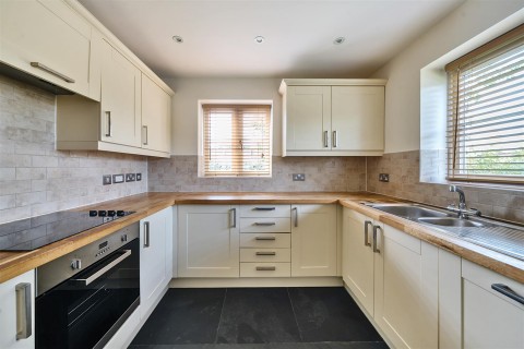Click the photo for more details of Canons Ashby Road, Moreton Pinkney, NN11