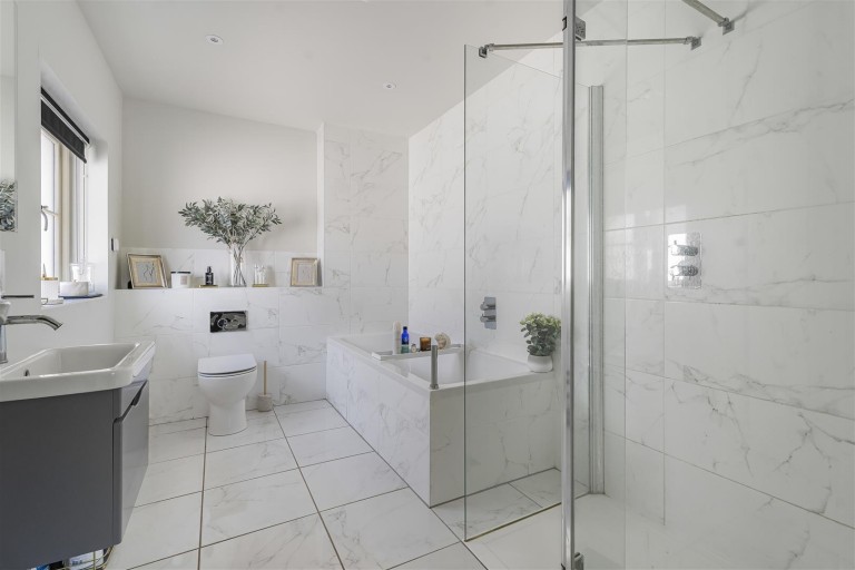 Images for Lodge Close, Great Abington