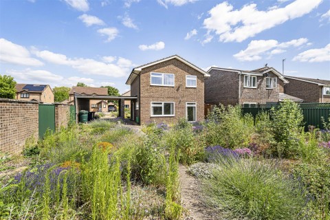 Click the photo for more details of Rosemary Road, Waterbeach