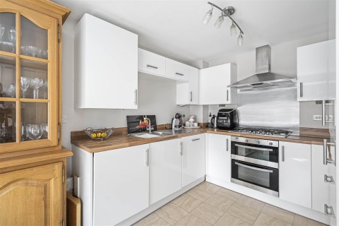 Click the photo for more details of Allard Way, Saffron Walden