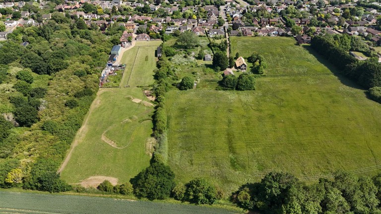 Images for West Drive, Highfields Caldecote