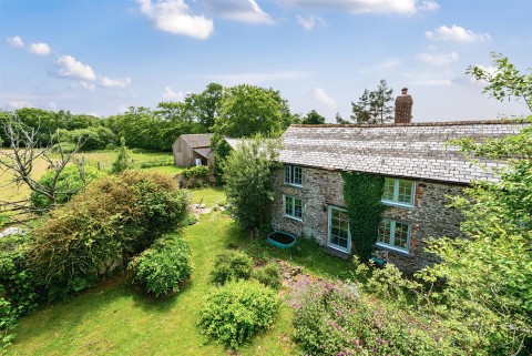 Click the photo for more details of Roborough, Winkleigh