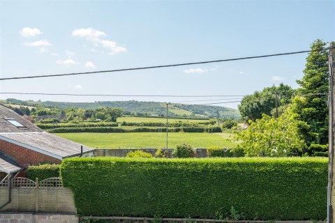 Click the photo for more details of Lower Street, Okeford Fitzpaine, Blandford Forum