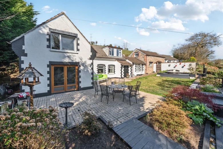Click the photo for more details of Chelfham, Barnstaple