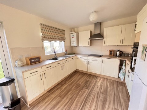 Click the photo for more details of Lime Kiln Avenue, South Petherton