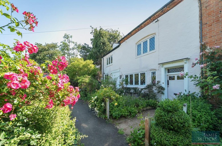 Click the photo for more details of Bank House, The Bank, Shearsby, Lutterworth