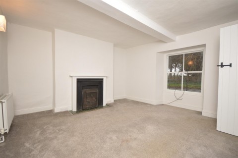 Click the photo for more details of Main Street, Hackthorn, Lincoln