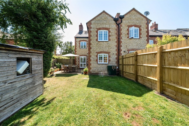 Images for Wappenham Road, Abthorpe, NN12
