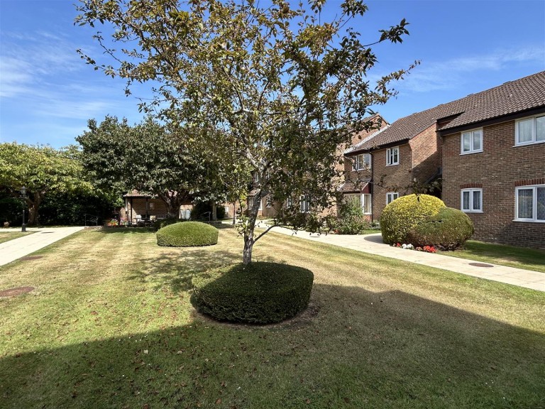 Images for Meadow Court, Bridport