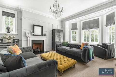 Click the photo for more details of Ratcliffe Road, Stoneygate, Leicester