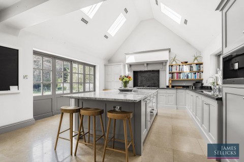Click the photo for more details of Ratcliffe Road, Stoneygate, Leicester