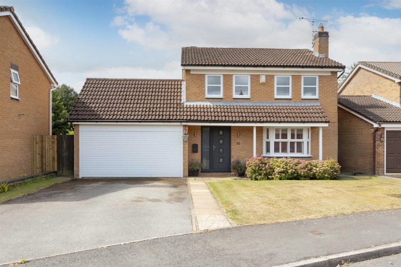 Click the photo for more details of Cunningham Drive, Lutterworth, LE17