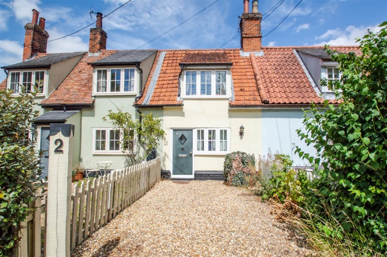 Click the photo for more details of Church Road, Great Yeldham, Halstead