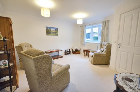 Click the photo for more details of Stapleford Court, Stalbridge, Sturminster Newton