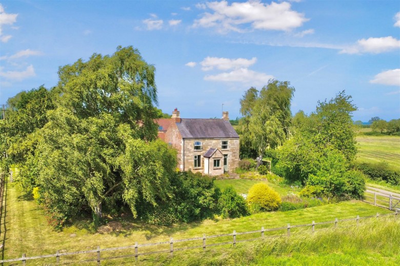 Click the photo for more details of Low Fields, Fulbeck