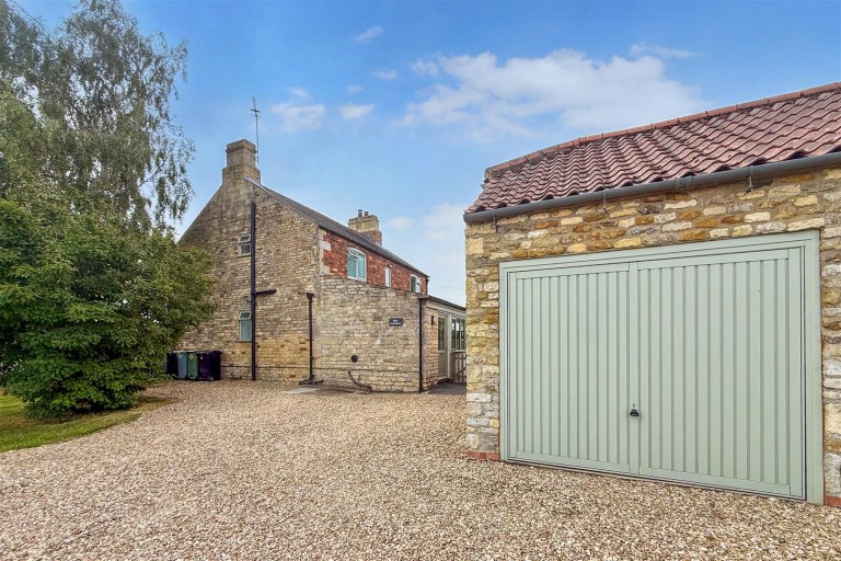 Images for Low Fields, Fulbeck