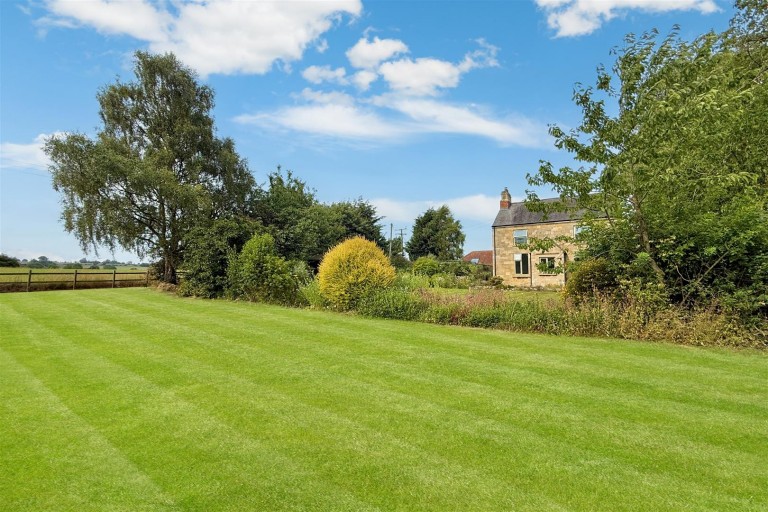Images for Low Fields, Fulbeck