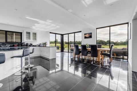 Click the photo for more details of Mutterton, Cullompton