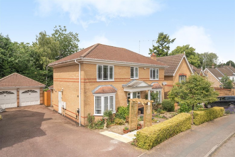 Click the photo for more details of Old Oak Drive, Silverstone, NN12