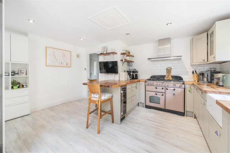 Images for Old Oak Drive, Silverstone, NN12