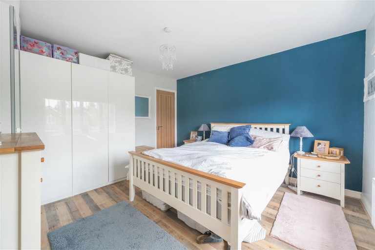 Images for Old Oak Drive, Silverstone, NN12