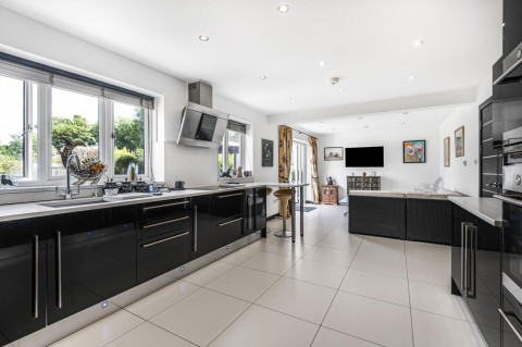 Click the photo for more details of Grange Avenue, Rotherfield Peppard