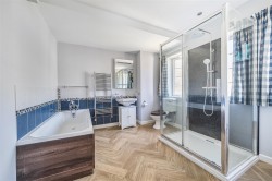 Images for Dunheved Road, Launceston
