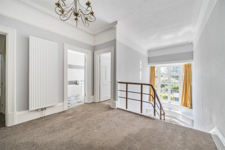 Images for Dunheved Road, Launceston