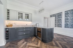 Images for Dunheved Road, Launceston